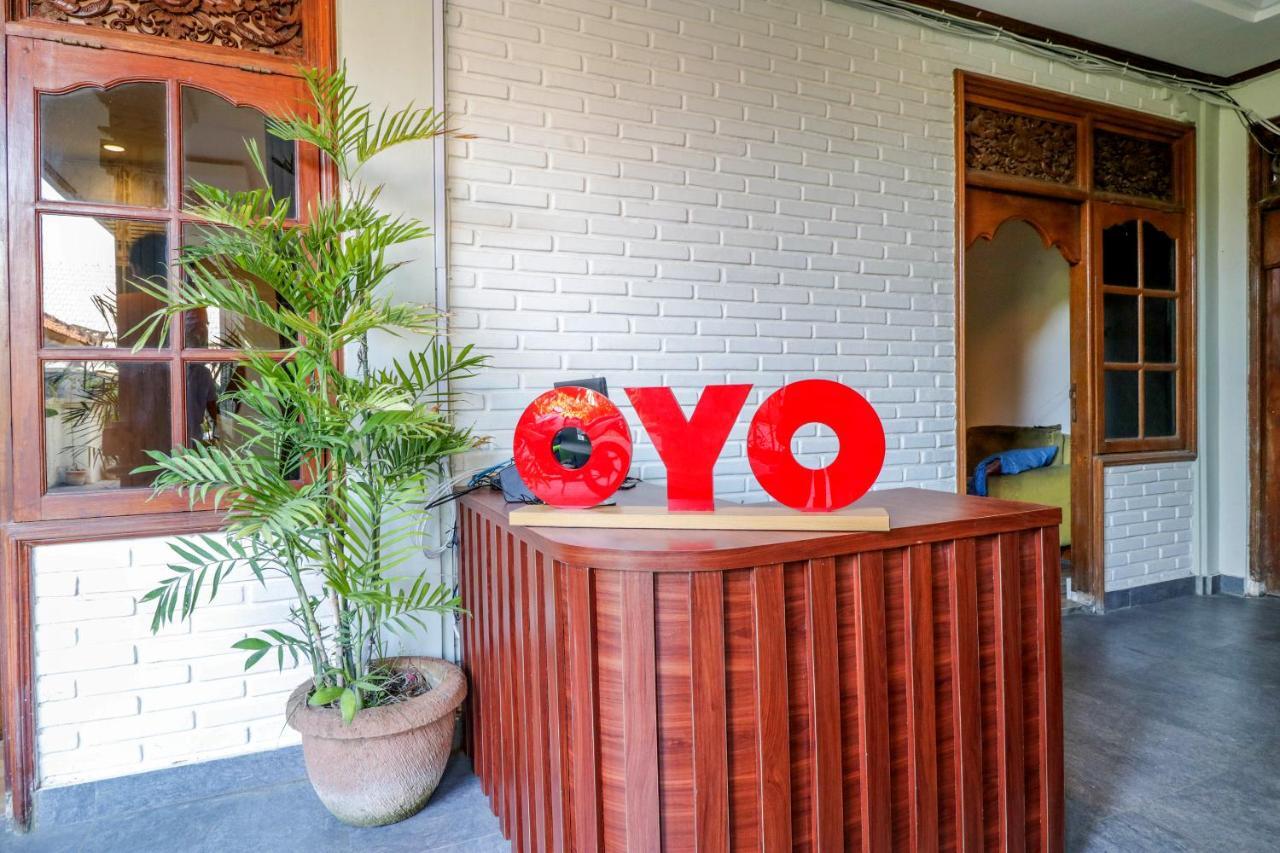 Oyo 2679 Exis Tropical And 2* Sanur (Bali)