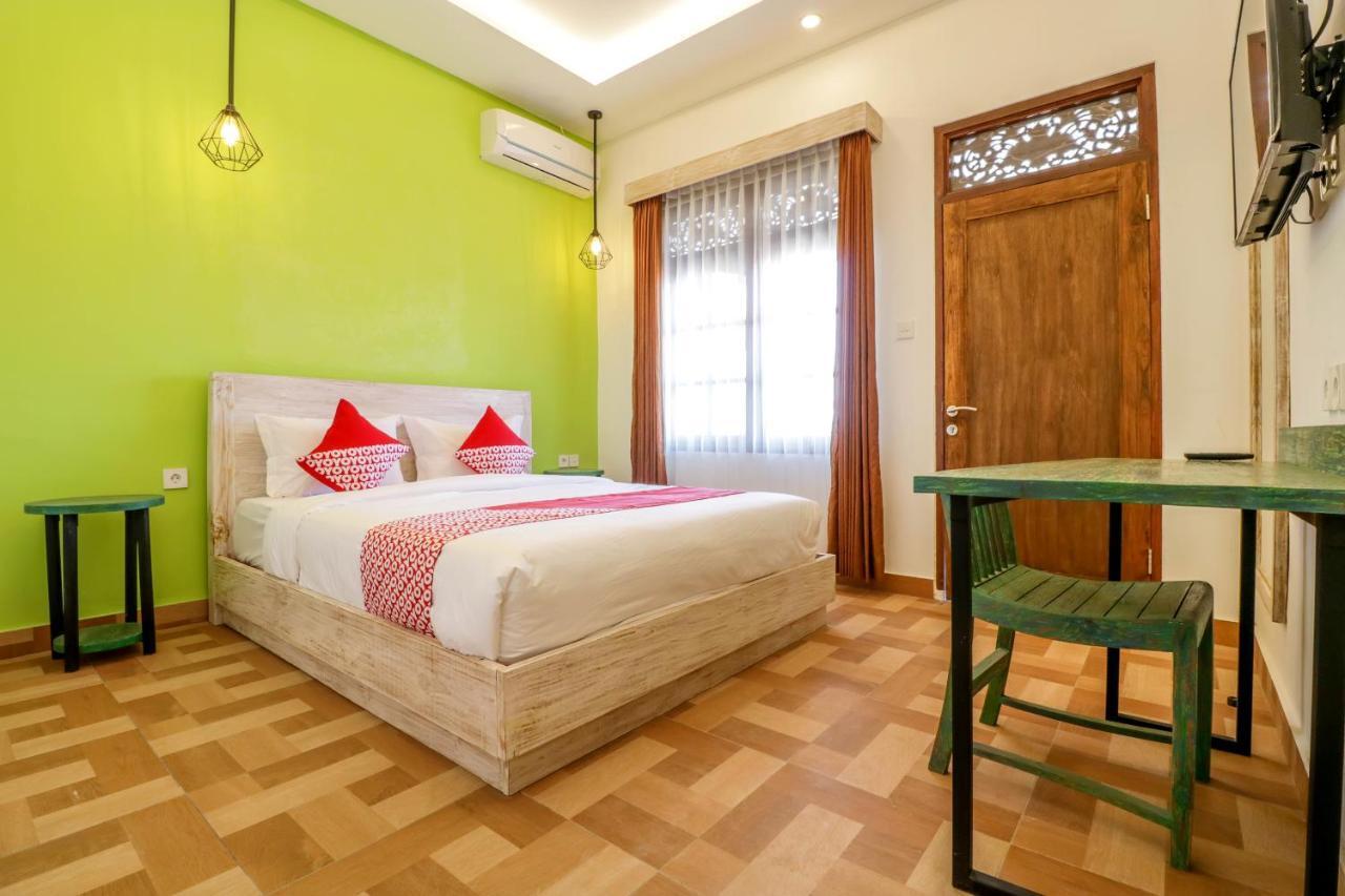 Hotel Oyo 2679 Exis Tropical And Sanur (Bali)