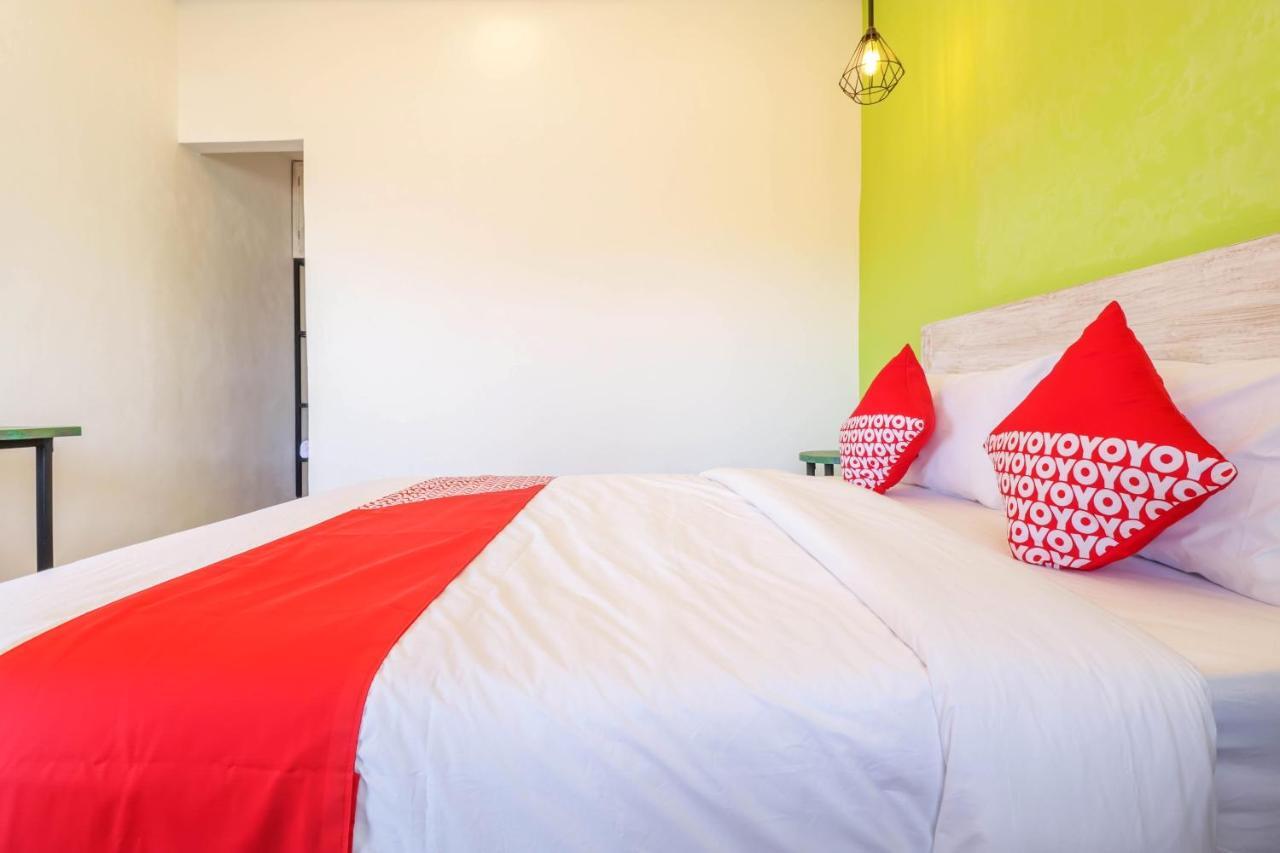 Oyo 2679 Exis Tropical And Hotel 2*