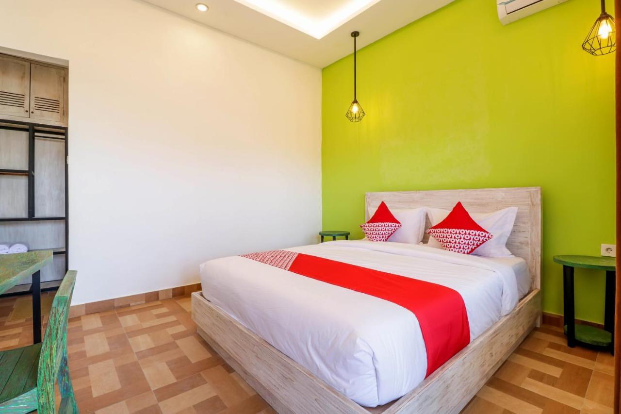 Oyo 2679 Exis Tropical And